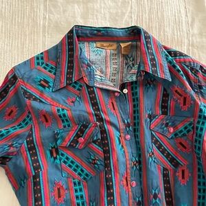 Retro Wrangler Button Up like new